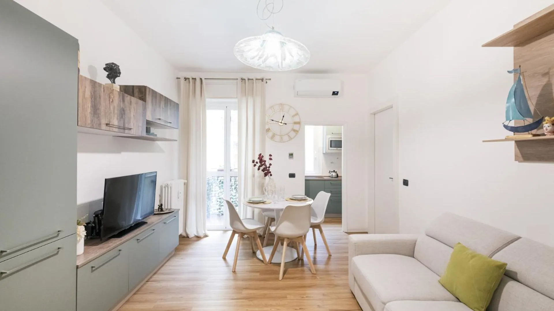 Appartement Easylife - Living Raffinato Con Vista In Solari à Milan