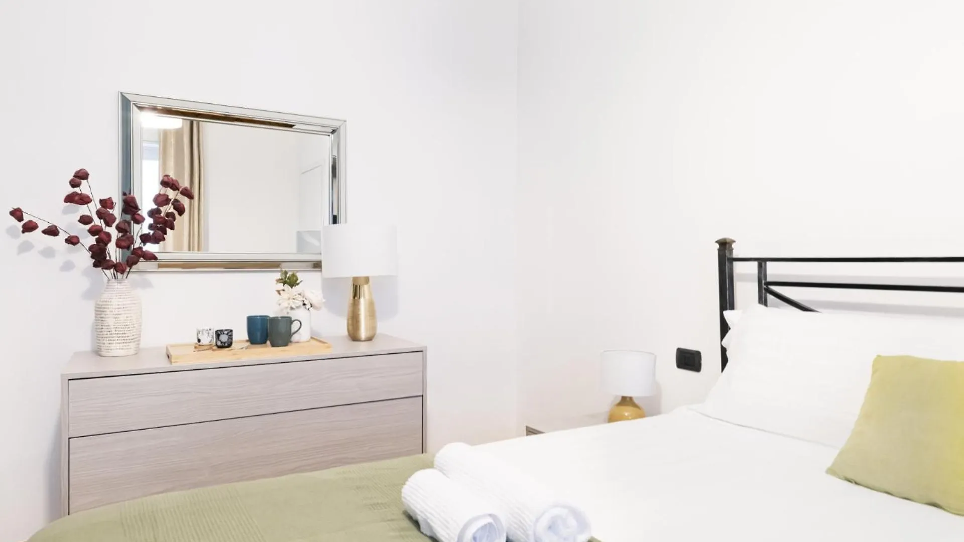 דירות מילאנו Easylife - Living Raffinato Con Vista In Solari