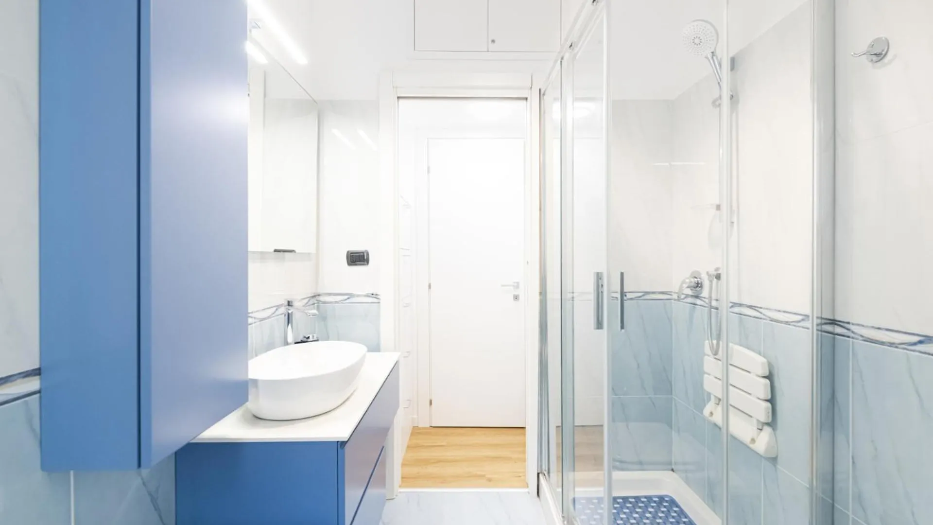 Ferienwohnung Easylife - Living Raffinato Con Vista In Solari Mailand Apartment