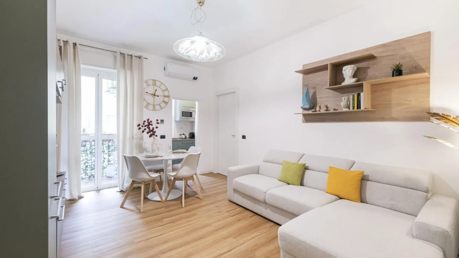 Apartment Ferienwohnung Easylife - Living Raffinato Con Vista In Solari Mailand Italien